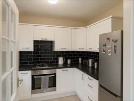 🏡 Modern, Fully Refurbished 3-Bedroom House – £1,100 pcm (Excl. Bills)