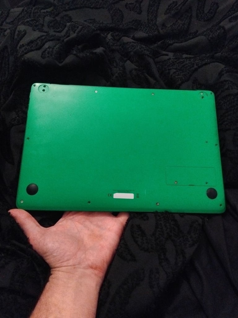 GeoBook 240 14.1" Intel Pentium Green -N5030 1.1GHz Minecraft