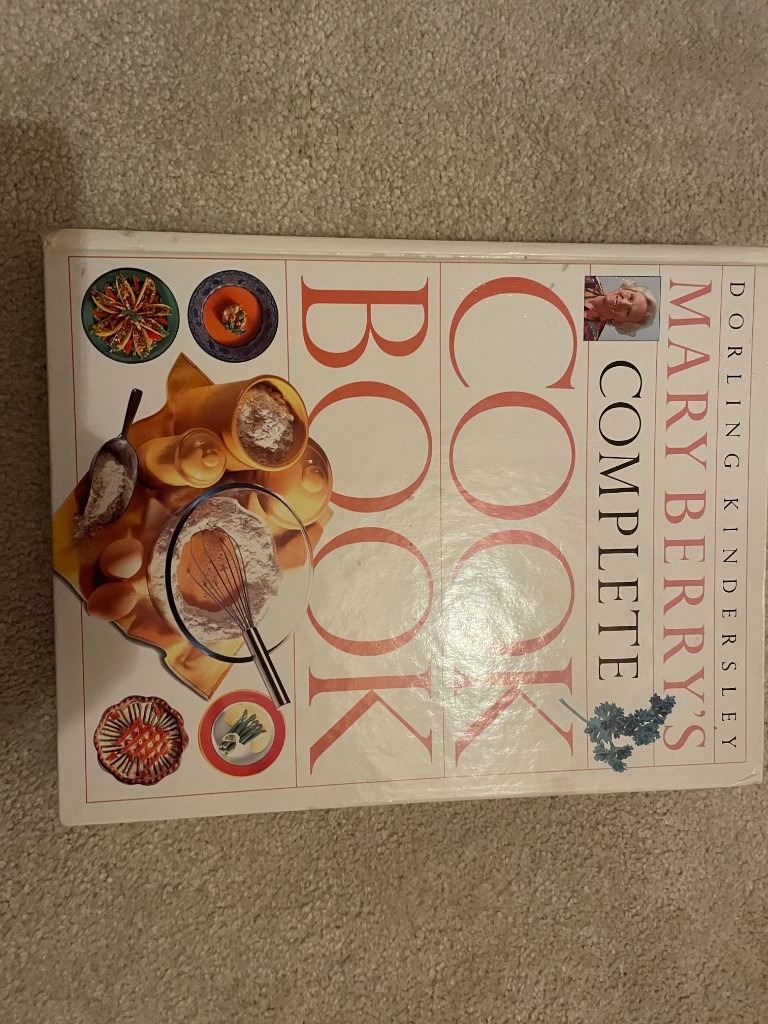 Mary Berry's Complete Cookbook Hardcover 