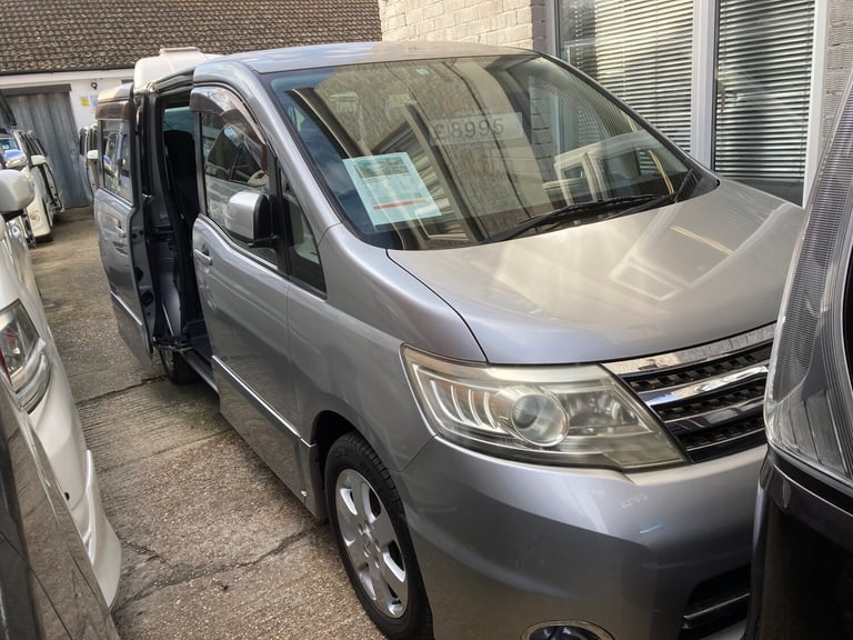 2010 Nissan Serena 2.0 PETROL AUTOMATIC 8 SEATER VERY LOW MILES ULEZ COMPLIANT