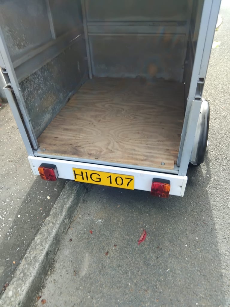 Dog Box Trailer
