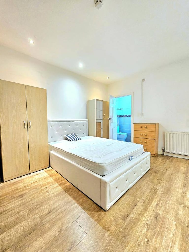 🏠 SPACIOUS DOUBLE ROOM IN PUPNEY  🌟