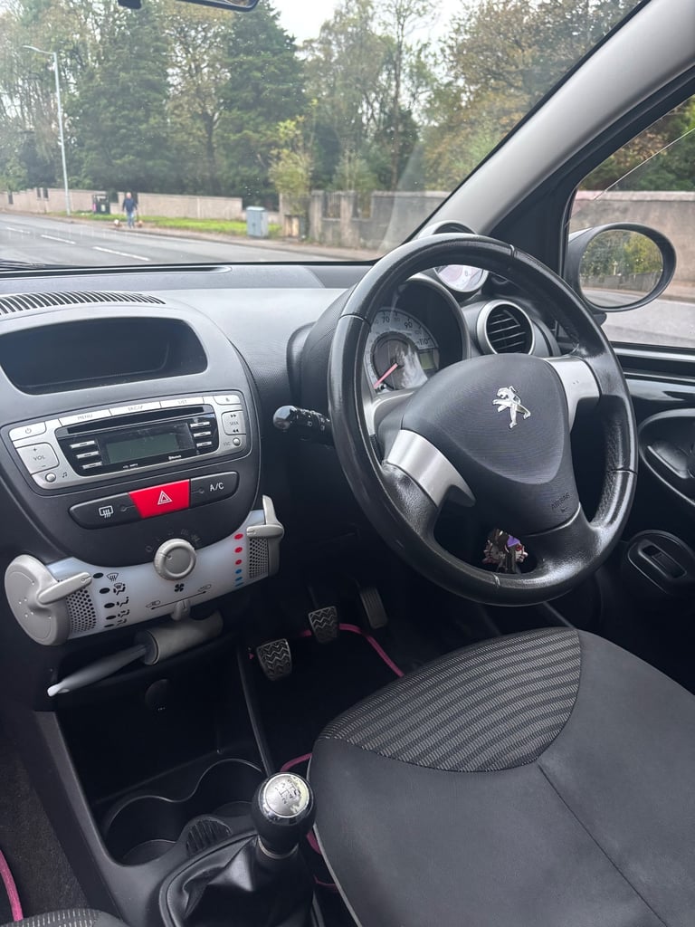 Peugeot, 107, Hatchback, 2013, Manual, 998 (cc), 5 doors
