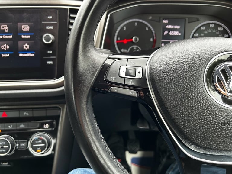 2018 Volkswagen T-Roc 1.6 TDI SE SUV 5dr Diesel Manual Euro 6 (s/s) (115 ps) HATCHBACK Diesel Manual