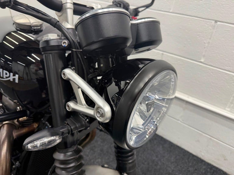 Triumph Speed Twin ABS ** Lovely Condition - Full Service History - OCT 26 MO **