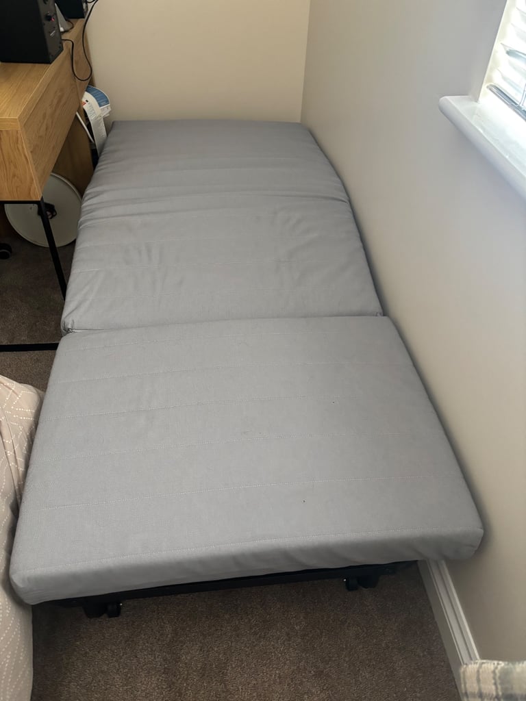 IKEA Single Sofa Bed Foton