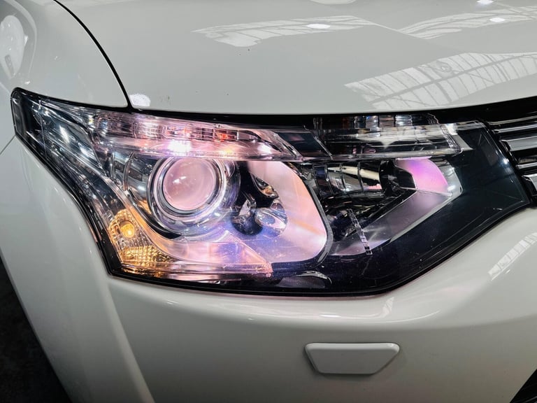 2014 Mitsubishi Outlander 2.0h 12kWh GX4h CVT 4WD Euro 5 (s/s) 5dr ESTATE Petrol/Electric Hybrid ...