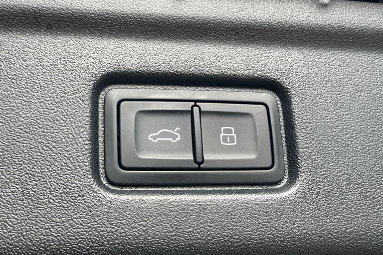 2025 Audi A6 e-tron Avant 100kWh Launch Edition Estate 5dr Electric Auto (367 ps) ESTATE Electric...