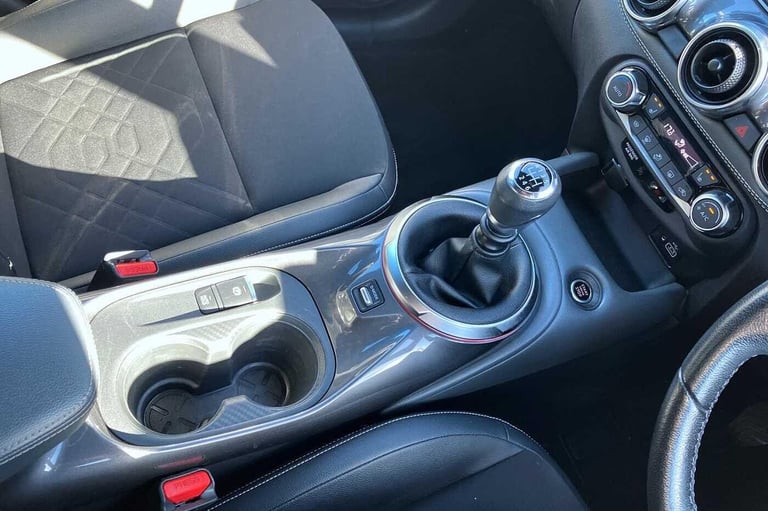  Nissan Juke 1.0 DiG-T 114 Tekna 5dr Petrol Manual