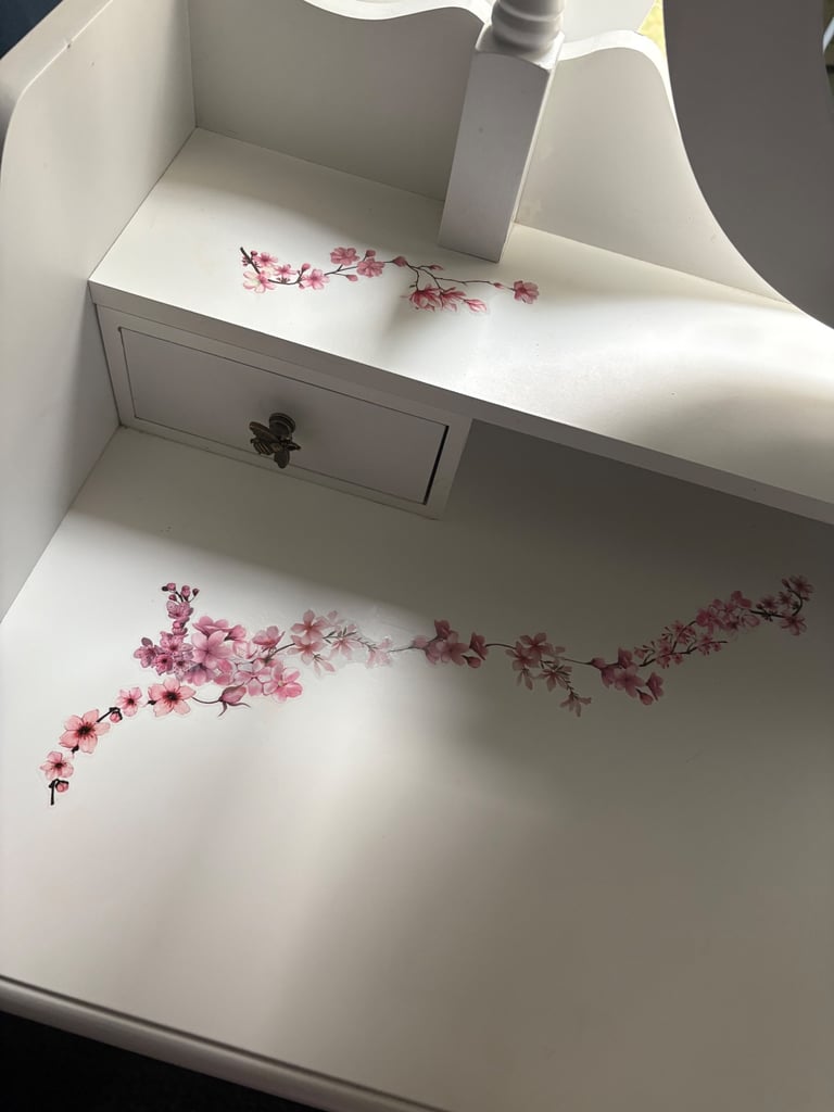 Dressing table and drawers