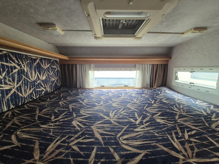 Mercedes-Benz Rimor Super-Brig Coachbuilt Motorhome 2002