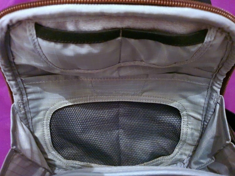  Crumpler Gig*** 3500 £25 DSLR Camera Bag High Quality VGC