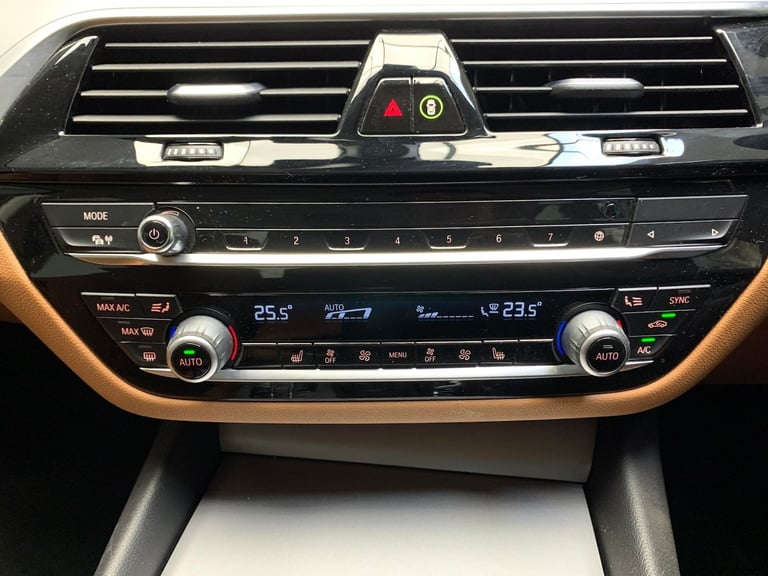 2021 BMW 5 Series 2.0 520d MHT SE Saloon 4dr Diesel Hybrid Steptronic Euro 6 (s/s) (190 ps) - Sal...