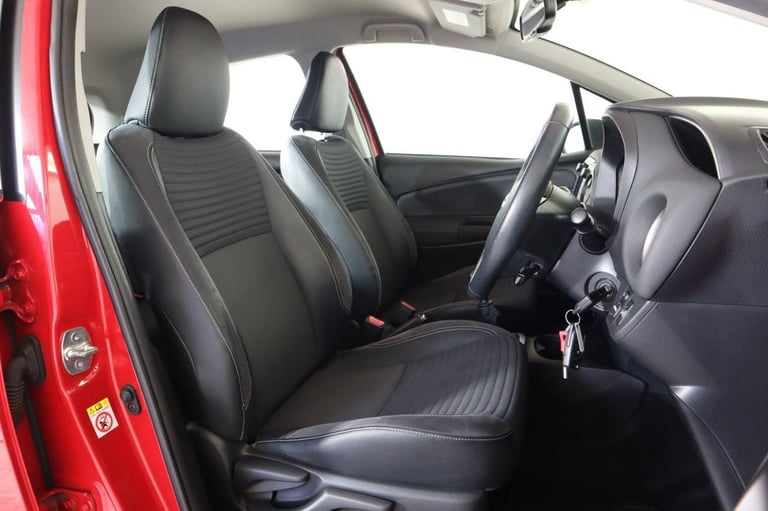 2014 Toyota Yaris 1.33 Dual VVT-i Excel Hatchback 5dr Petrol Manual Euro 5 Euro 5 (99 ps) Hatchba...