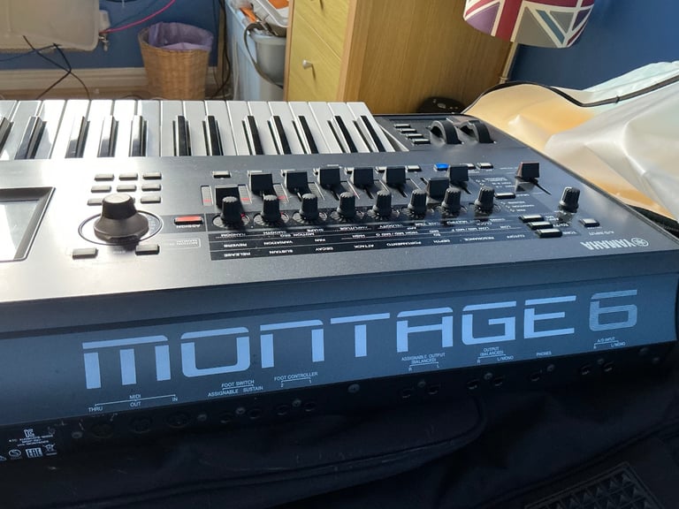 Yamaha Montage 6 - 61 notes