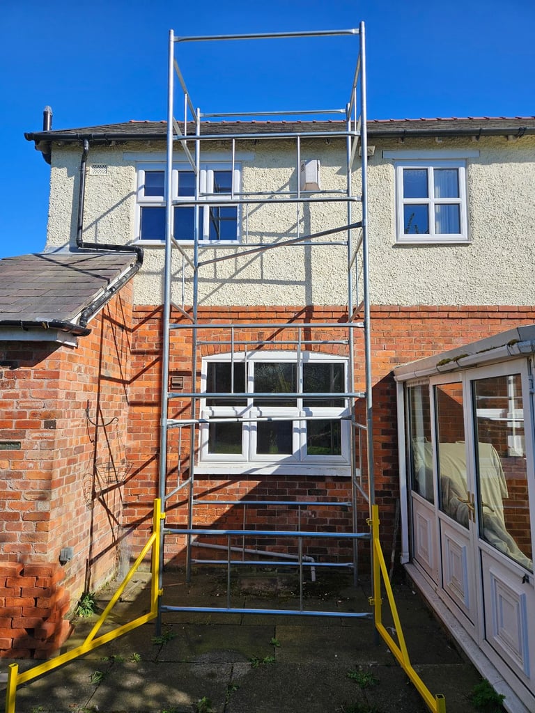 NEW PREMIUM DIY GALVANIZED SCAFFOLD TOWERS.(free delivery*)