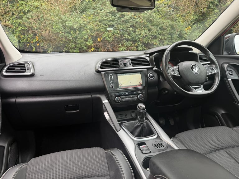 Renault Kadjar 1.6 dCi Signature Nav Euro 6 5dr DIESEL MANUAL 2016/65