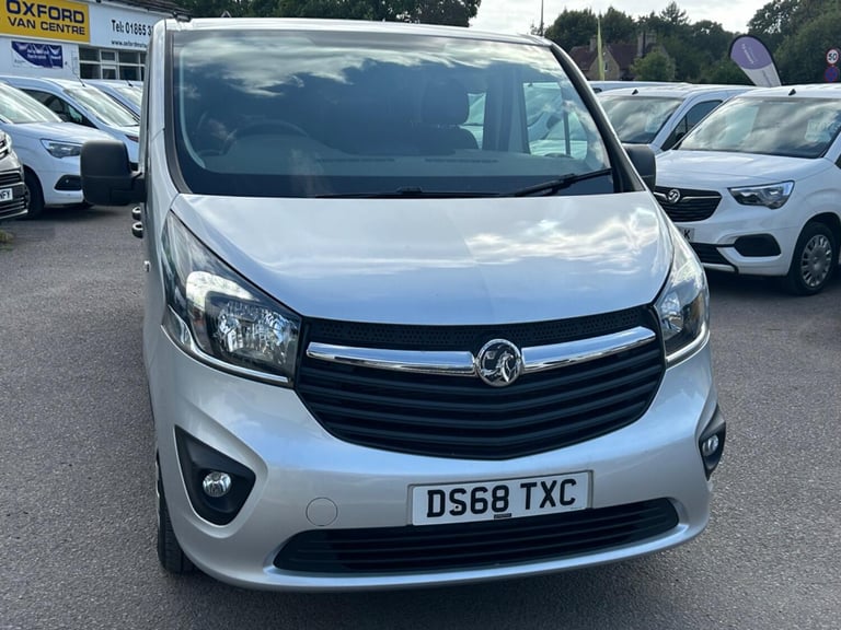 VAUXHALL VIVARO 1.6 CDTi 2900 Crew Cab +Â