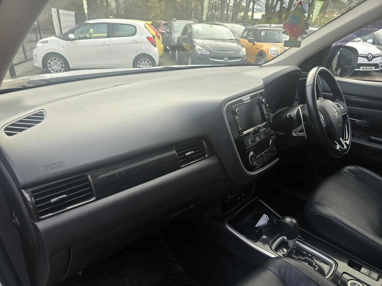 2017 Mitsubishi Outlander 2.2 DI-D 4 5dr Auto ESTATE Diesel Automatic