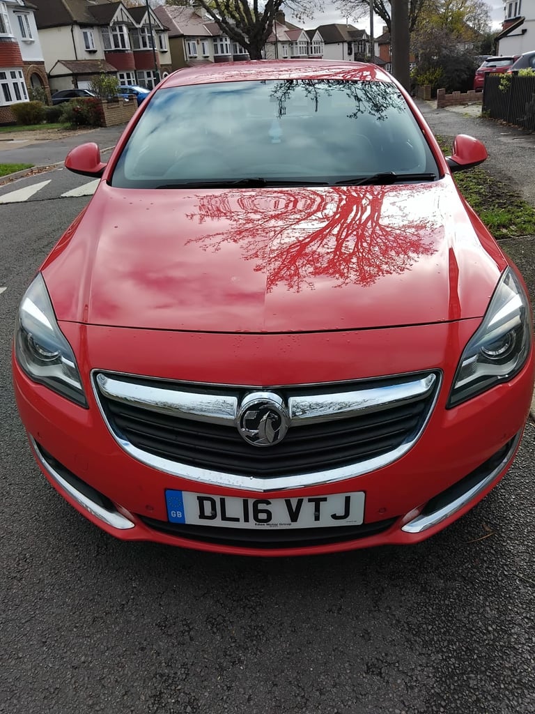 2016 Vauxhall Insignia 1.4T Design Nav 5dr [Start Stop] HATCHBACK Petrol Manual