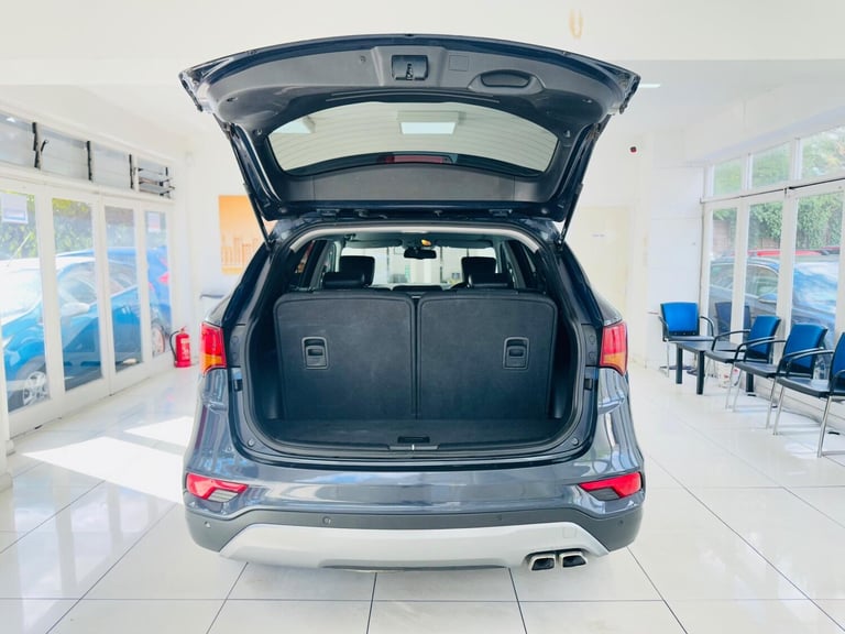2016 Hyundai Santa Fe 2.2 CRDi Blue Drive Premium Auto 4WD Euro 6 (s/s) 5dr (7 Seat) ESTATE Diese...