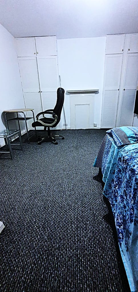 Master double room to let in barking IG11- All Bill Included. No Agent Fee