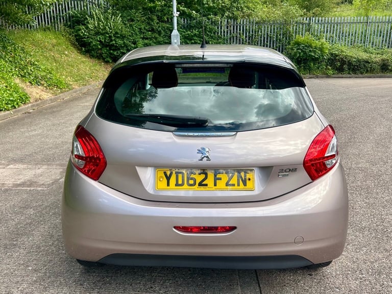 2012 Peugeot 208 1.4 e-HDi Active 5dr EGC HATCHBACK Diesel Automatic