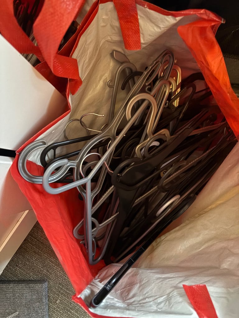 Clothes Hangers 