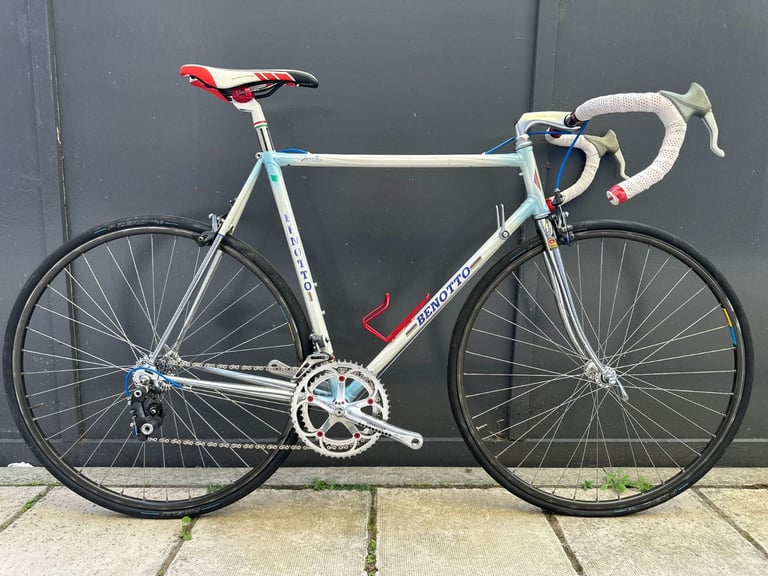 image for Stunning BENOTTO Italian 🇮🇹 Beauty on 2 Wheels Road Bike Size/L  Bellissima