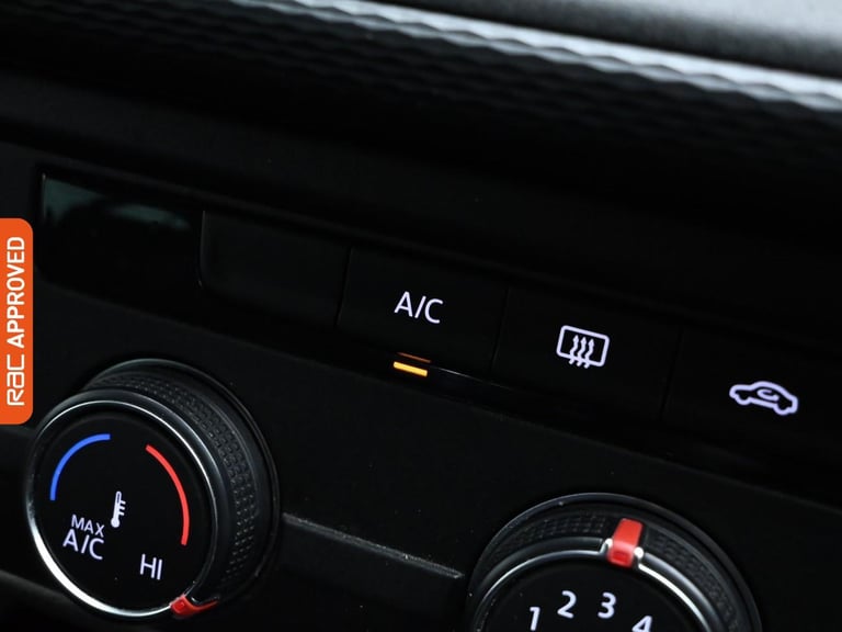 2021 Volkswagen Transporter 2.0 TDI T30 Highline Kombi Double Cab 5dr Diesel Manual FWD SWB Euro ...