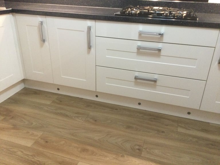 image for FULL KITCHEN 16 UNITS EXCELLENT CONDITION (USED)