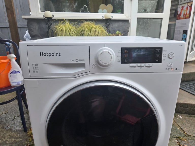 A Class  9kg/6kg washer dryer Hotpoint 