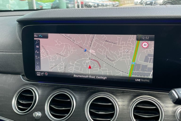  Mercedes-Benz E-Class 2.0 E300de 13.5kWh AMG Line (Premium Plus) Estate 5dr Diesel Plug-in Hybri...