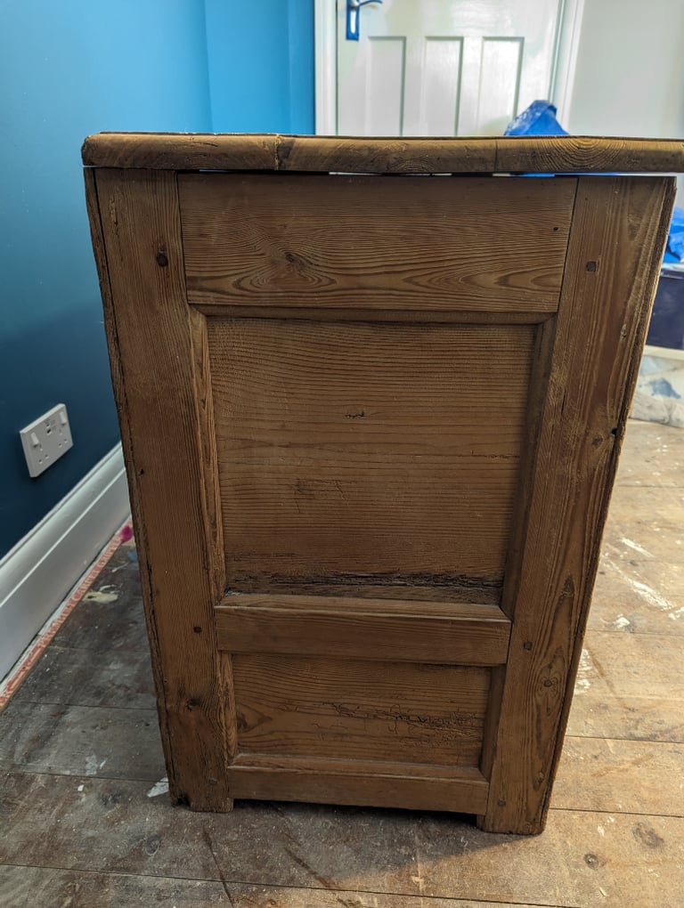 Antique Pine Mule Chest (Blanket Chest)