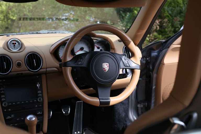 987.2 Porsche CAYMAN S, 2010, Manual, 3.4L