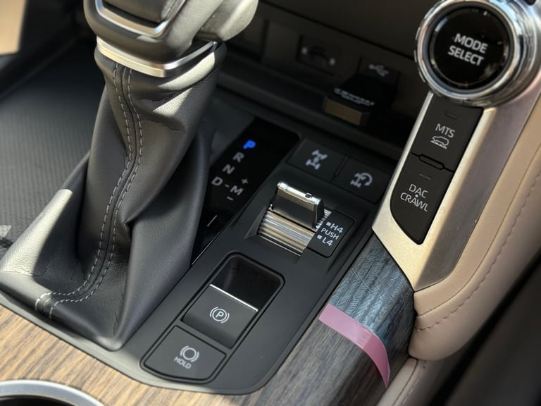 Toyota Land Cruiser 3.5 ZX TWIN TURBO