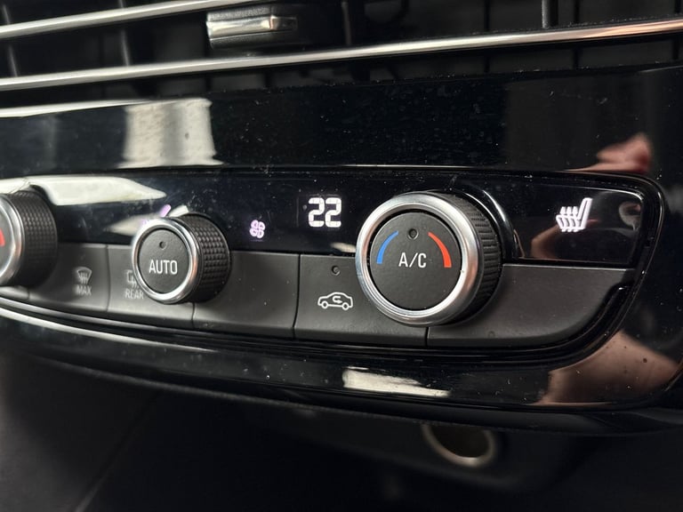  Vauxhall Mokka Electric 50kwh Ultimate Suv 5dr Electric Auto 136 Ps Electric