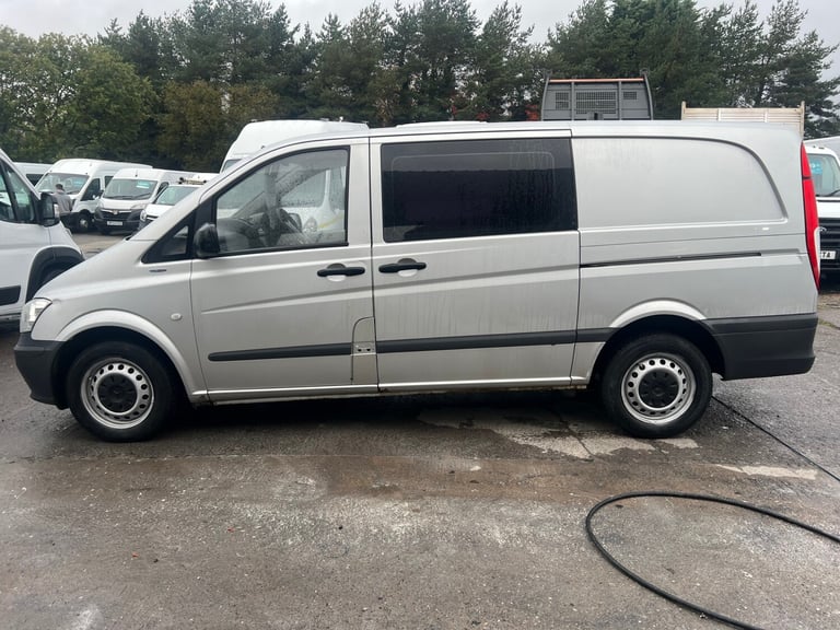 2011 Mercedes-Benz Vito 113CDI BlueEFFICIENCY Window Van PANEL VAN Diesel Manual