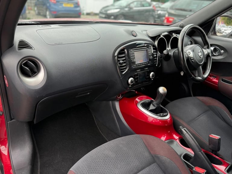 NISSAN JUKE 1.6 Acenta Premium Euro 5 5dr 2011