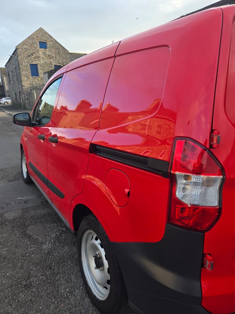 Ford, TRANSIT COURIER, Panel Van, 2022, Manual, 999 (cc)