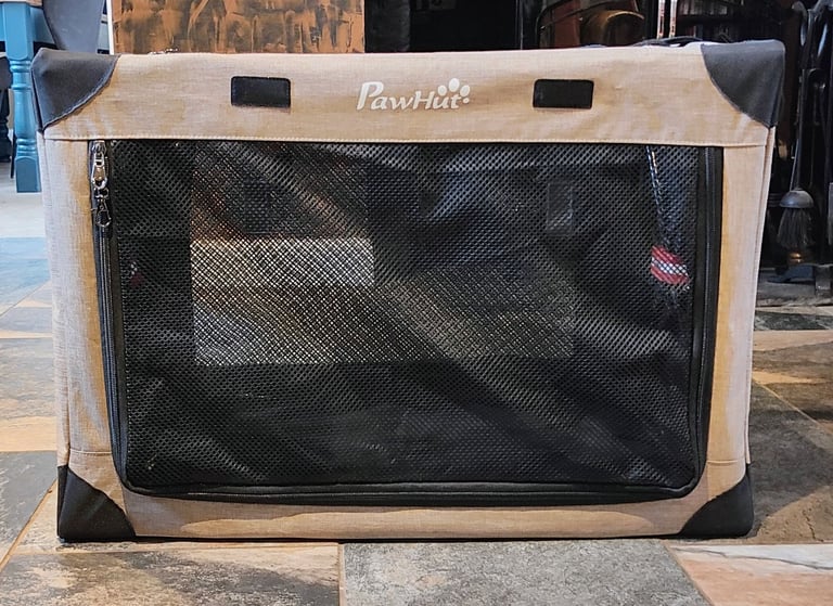 image for Pet crate/dog carrier