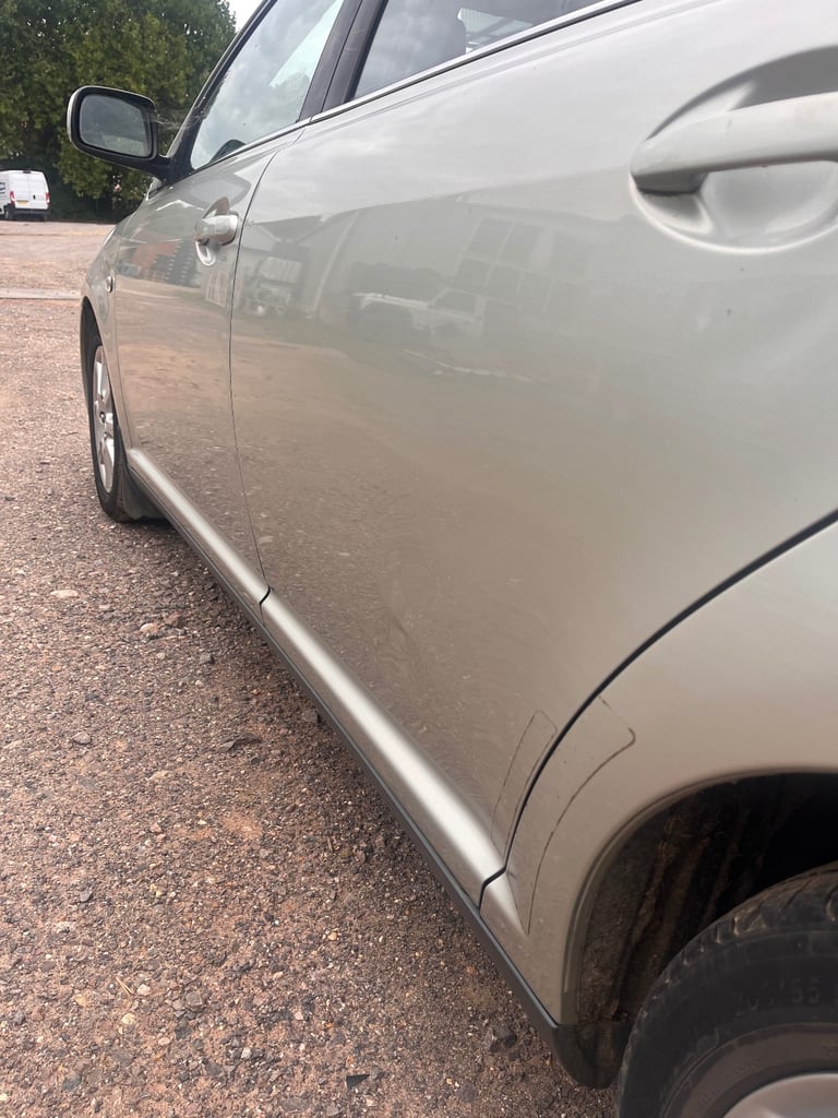 Toyota, AVENSIS, Hatchback, 2006, Manual, 2231 (cc), 5 doors