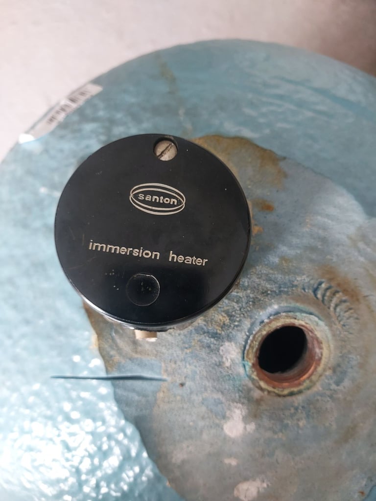 Vented Copper Cylinder with insulation & immersion heater