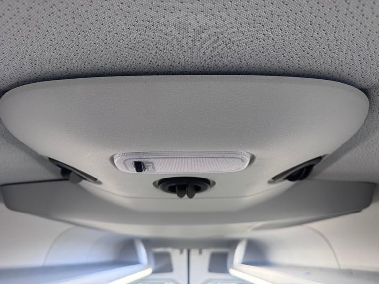 Mercedes Sprinter 314 MWB 13 Seat Minibus. Aircon. Auto. FSH. Reverse Cam. 