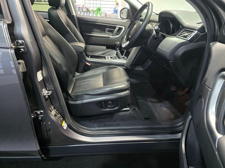 2018 Land Rover Discovery Sport 2.0 TD4 HSE 5dr [5 Seat] ESTATE DIESEL Manual