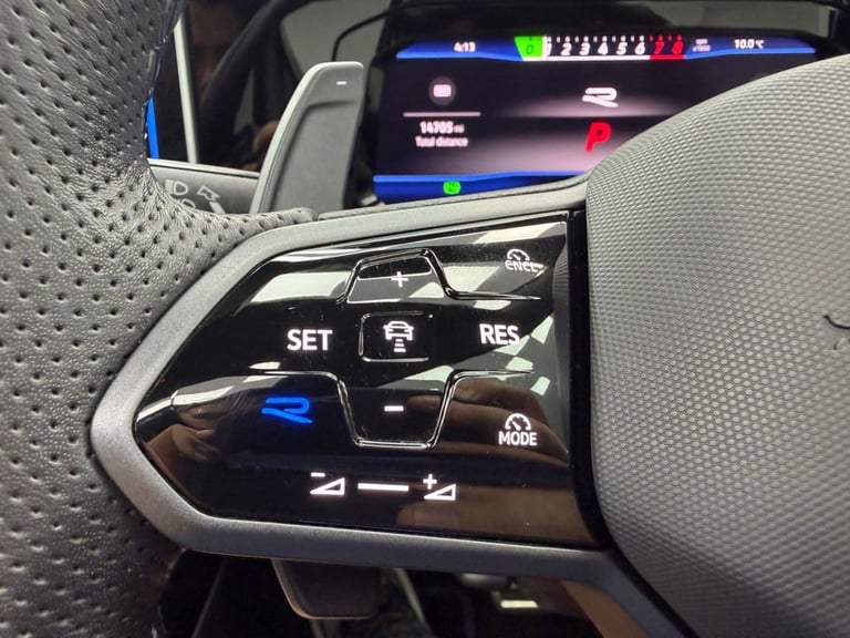 2025 Volkswagen Golf 2.0 TSI R Black Edition Hatchback 5dr Petrol DSG 4Motion Euro 6 (s/s) (333  ...