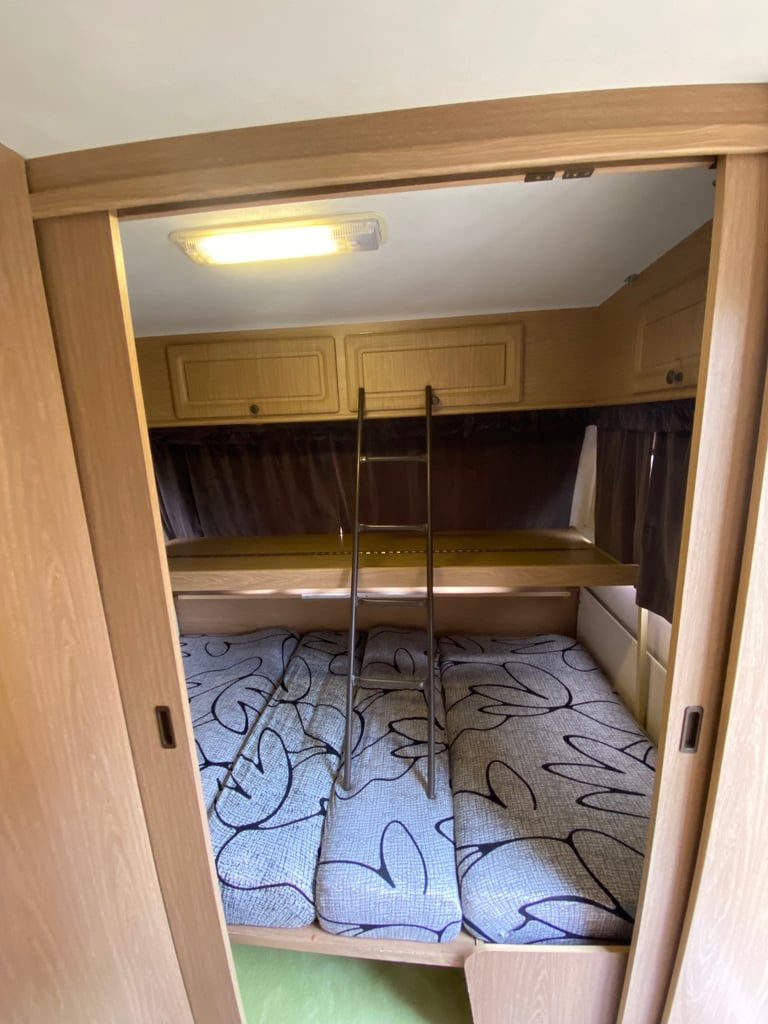 Caravan Fleetwood Garland 