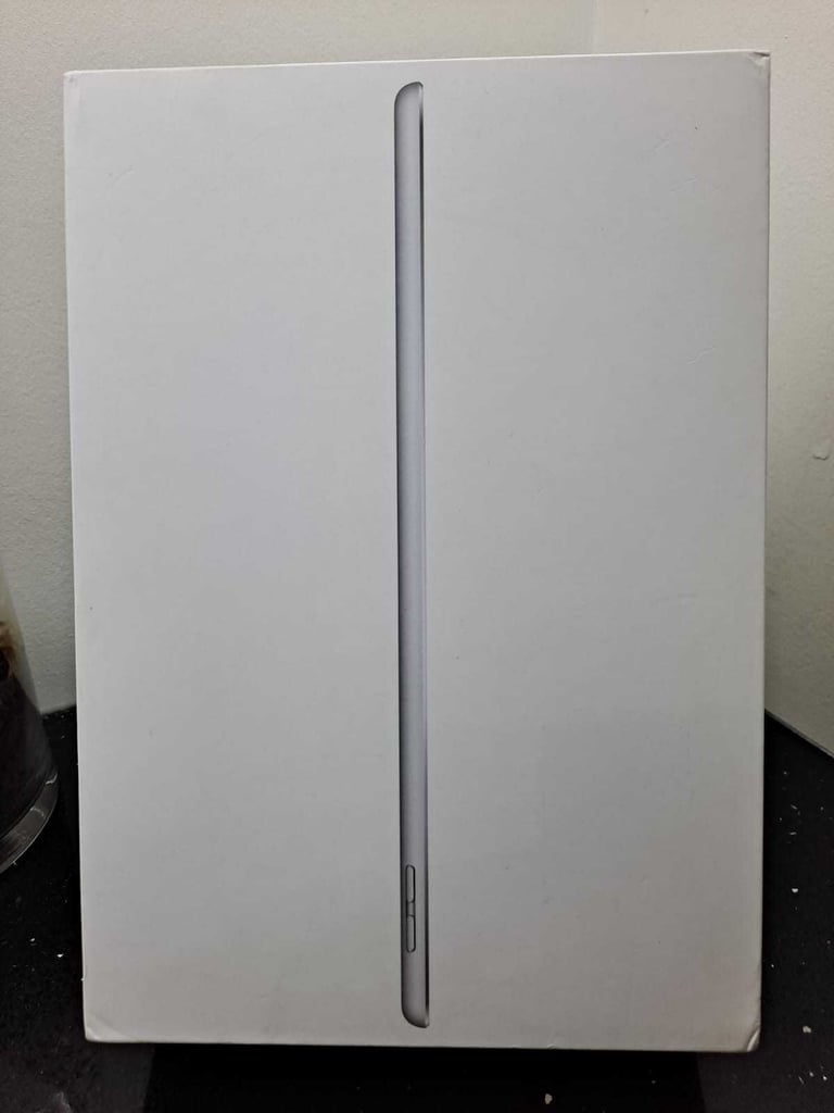 GENUINE APPLE IPAD AIR 3RD GEN 64GB 10.5 INCHES RATINA DISPLAY REFURBISHED EXCELLENT WIFI