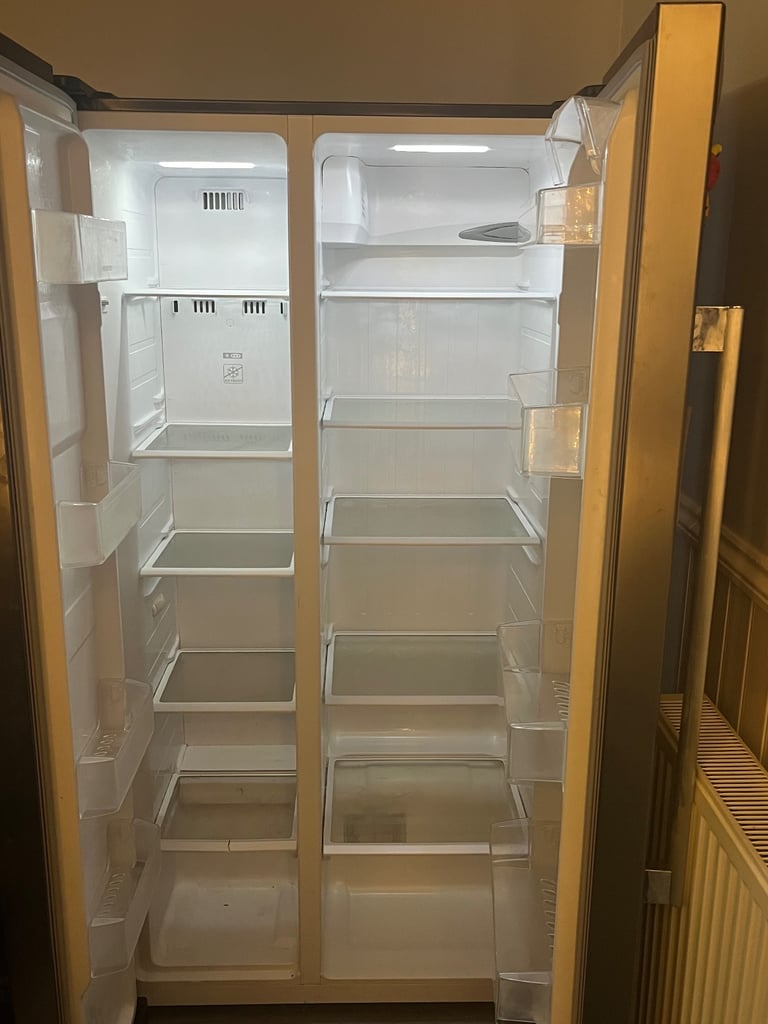 Kenwood American fridge freezer 