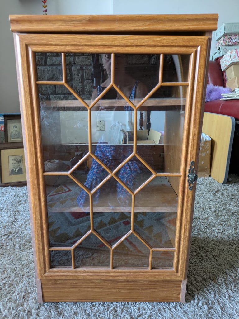 Vintage Wood & Glass Door Record Player Cabinet Hi-Fi Stacker